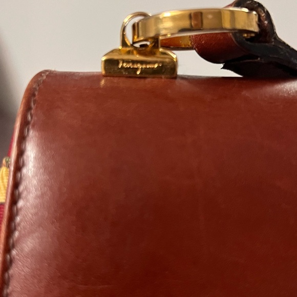 Vintage Salvatore Ferragamo Botanical prints Nano Crossbody bag- 💯% Authentic - Picture 10 of 13